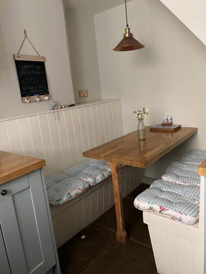 Little Monmouth 4 Bedroom Cottage, Old Town Lyme Regis, Dog Friendly And Parking Exterior foto